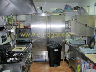 Local comercial en venta en Centro en Chiva