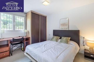 Piso en venta en San Francisco Javier en Granada