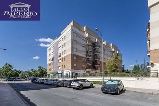 Piso en venta en San Francisco Javier en Granada