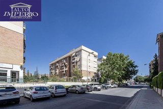 Piso en venta en San Francisco Javier en Granada