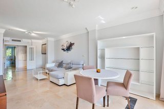 Piso en venta en Los Monteros - Bahía de Marbella en Marbella