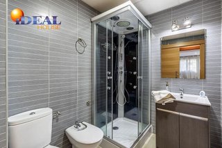 Piso en venta en San Francisco Javier en Granada