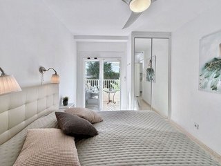 Piso en venta en Puerto Banús en Marbella