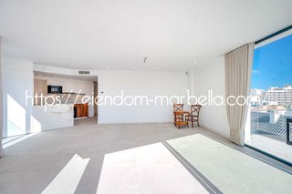 Piso en venta en Zona Puerto Deportivo en Fuengirola