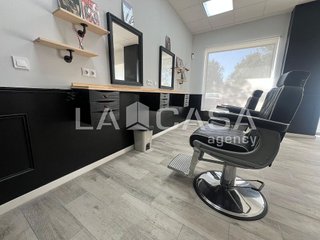 Local comercial en venta en Montequinto en Dos Hermanas