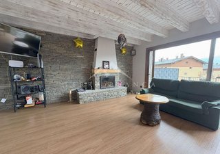 Casa pareada en venta en Puigcerdà