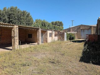 Nave industrial en venta en Ulldecona