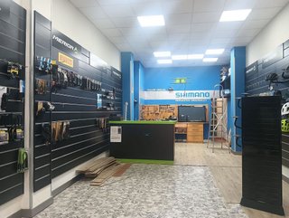 Local comercial en venta en La Granja en Zaragoza