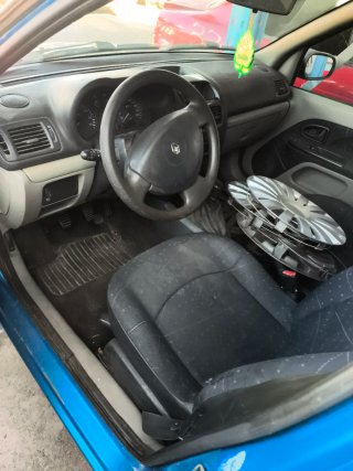Piezas Renault Clio Azul