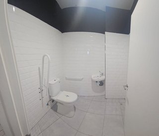 Local comercial en venta en Vallobín - La Florida en Oviedo