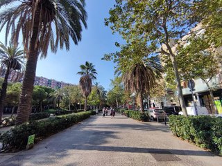 Restaurante en venta en El Camp de l'Arpa del Clot en Barcelona