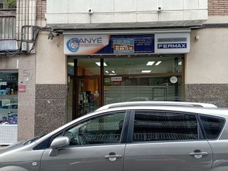 Local comercial en venta en Instituts - Ponent - Sota el Camí Ral en Granollers