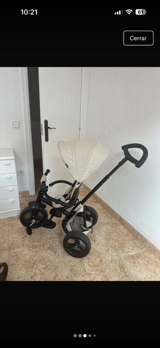 Triciclo bebé con capota y arnés