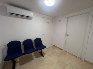 Oficina en venta en Zona Avenida al Vedat en Torrent