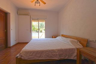 Garaje en venta en Orba