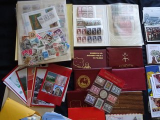 VATICANO GIOVANNI PAOLO II ENORME LOTTO DI FDC E..