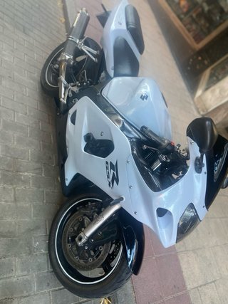 Suzuki GSXR-600K3