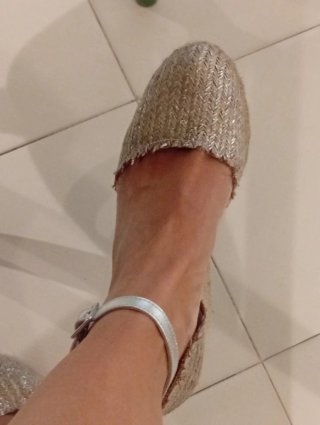 Cuñas Gaimo Beige y Plata Talla 38