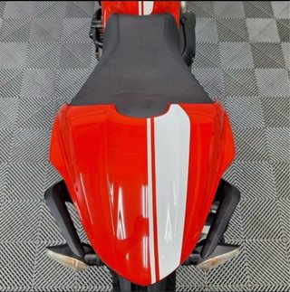 Ducati Monster 821 Roja