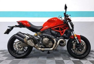 Ducati Monster 821 Roja