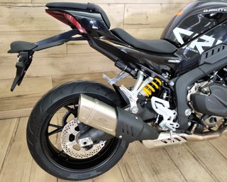 QJ MOTOR SRK 800 A ESTRENAR