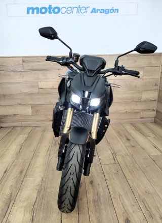 QJ MOTOR SRK 800 A ESTRENAR