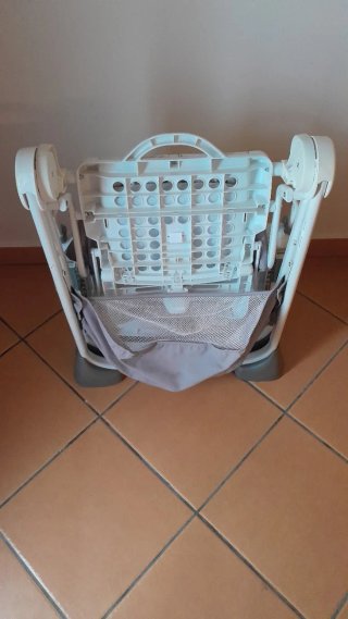 Trona Chicco para bebé marca Chicco