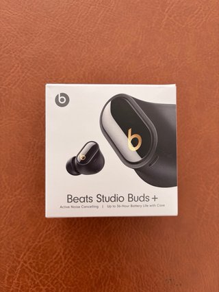 Beats Studio Pro + Negro