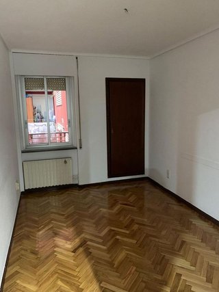Piso en alquiler en Paseo Sagasta en Zaragoza