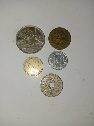 Lote 5 monedas antiguas pesetas