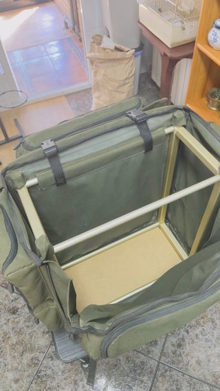 Bolso Pesca Fox Evolution. Muy buen estado.