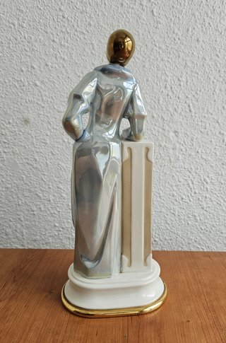 FIGURA DE PORCELANA SEGARRA TORNASOL I