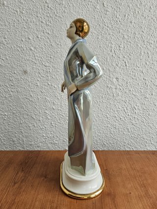 FIGURA DE PORCELANA SEGARRA TORNASOL I