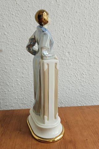 FIGURA DE PORCELANA SEGARRA TORNASOL I