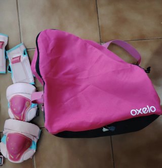 Patines en línea rosas y azules para niña