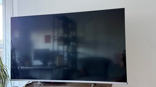 TD Systems 50” QUANTUM LED 4K UHD Smart TV, Chrome