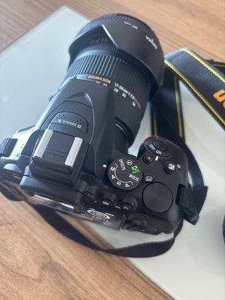 Nikon D5500 + Sigma 17-50mm f/2.8 + objetivos