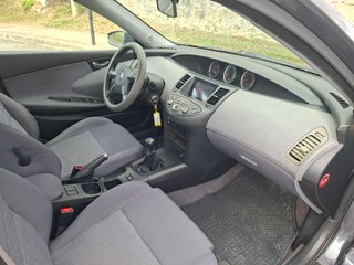 Nissan Primera 2003