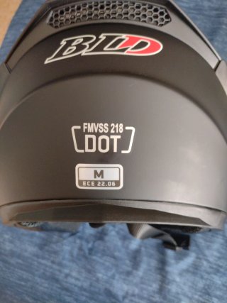 Casco de moto BLD son dos cascos talla s y talla m