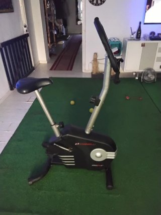 Attrezzo da palestra multifunzione