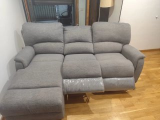 Sofá 3 plazas con chaiselongue gris