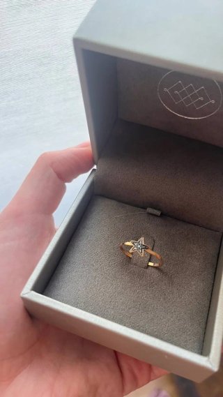 Anillo estrella diamantes negro y oro rosa