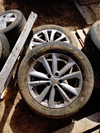 Llantas Nissan Qashqai 215/60R17