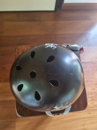Casco Oxelo nero con grafica 54-58 cm (EN 1078)