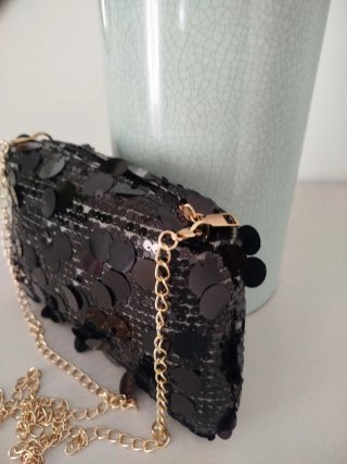 Bolso de fiesta lentejuelas negro y dorado