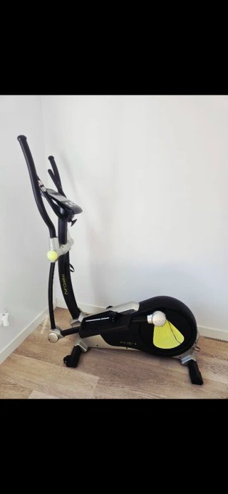 Bicicleta Elíptica Salter - nueva cuesta 600 €