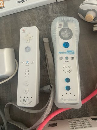 Consola Nintendo Wii Blanca + 5 Juegos