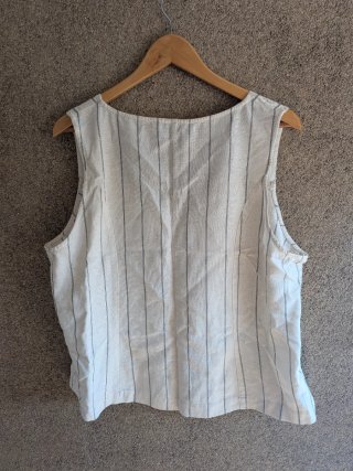 Camisa sin mangas rayas beige XL y pantalon L