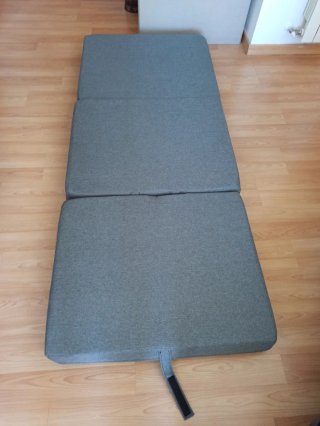 Colchón plegable gris