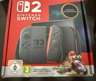 Nintendo Switch + Mario Kart World (Reacondicionad